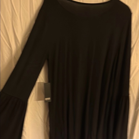 A.n.a Black Long Sleeve Top with Flared Cuffs NWT - Picture 3 of 3